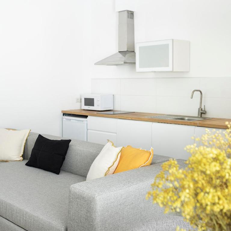 Blanq Marina Suites - One-Bedroom Family Apartment - 9