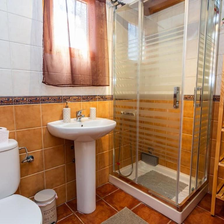 Cozy cottage in Nerja , Malaga. Private pool. WIFI - Casa de 2 dormitorios - 10