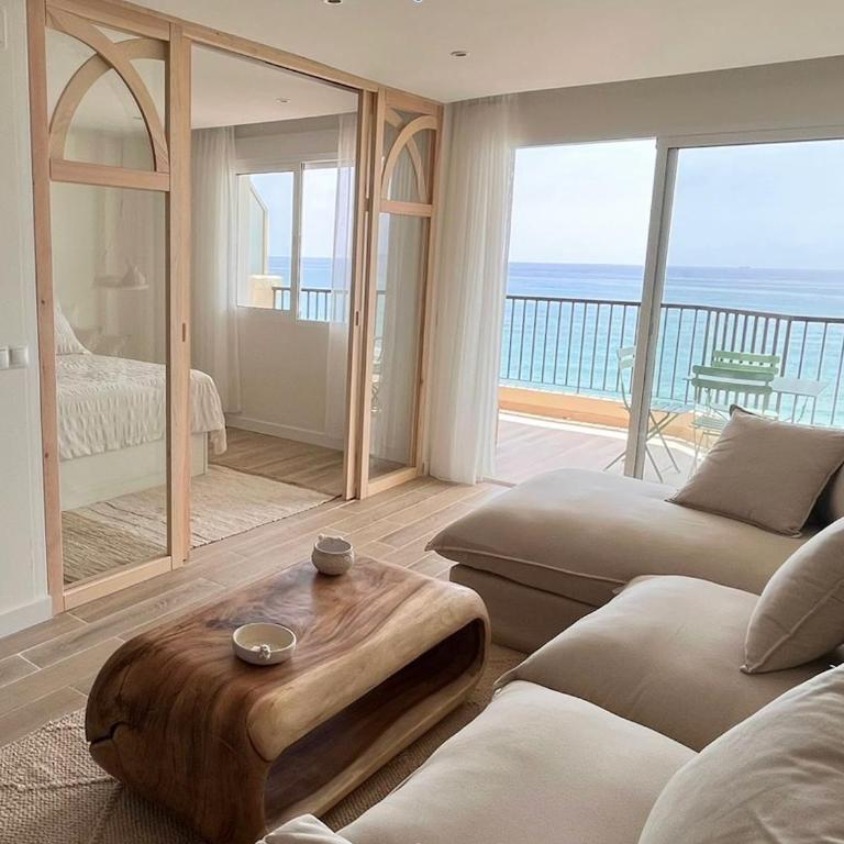 Las Antillas I Front Sea View Pool - Two-Bedroom Apartment - 1