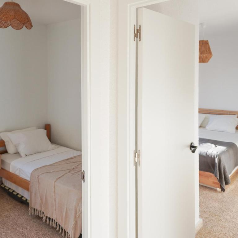 Apartamento con piscina en Villajoyosa by beBalmy - Three-Bedroom Apartment - 10