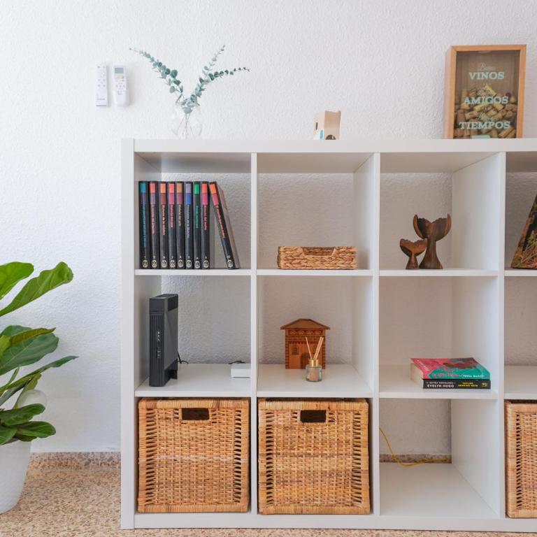 Apartamento con piscina en Villajoyosa by beBalmy - Three-Bedroom Apartment - 18