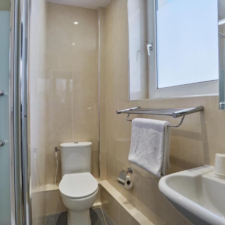 Merryl Hotel - Chambre Simple - 4