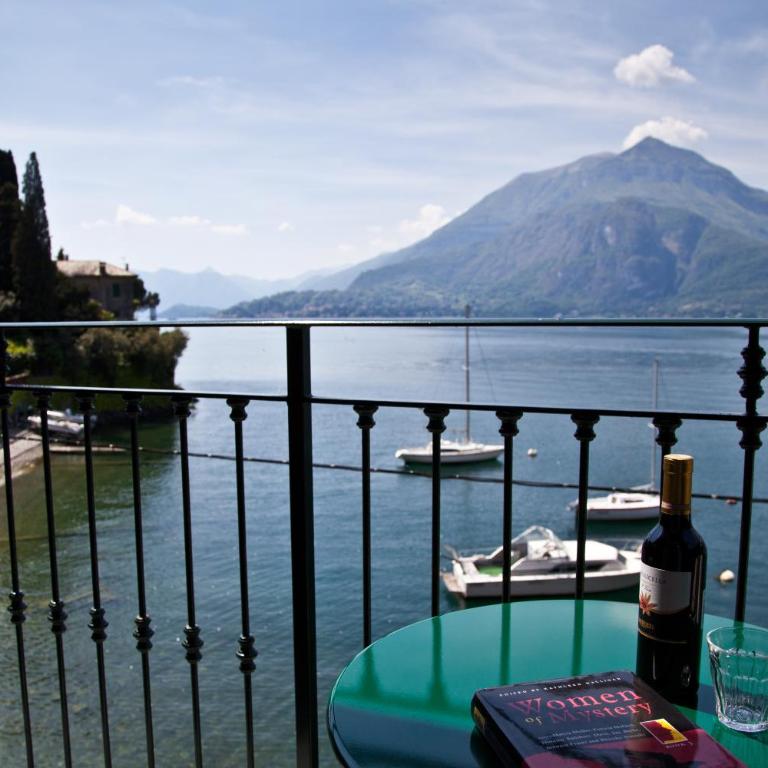 Albergo Milano - Camera Matrimoniale con Vista Lago - Dependance - 1
