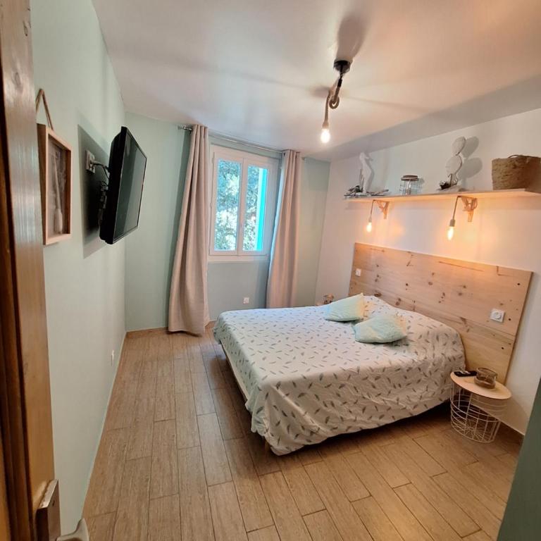 Charmant Appartement paisible à 5 mn en voiture de la plage - Appartement 2 Chambres - 14