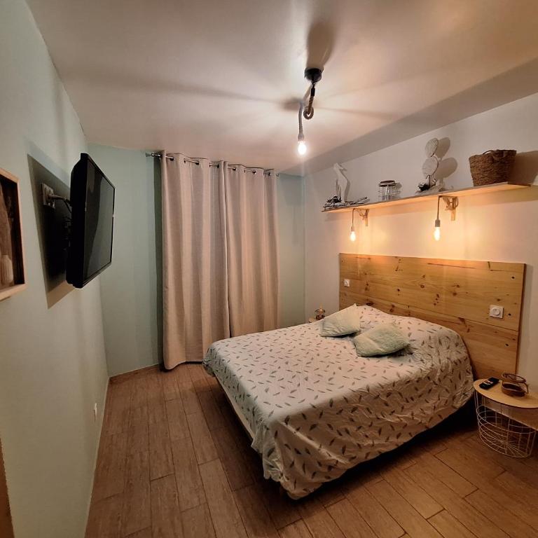 Charmant Appartement paisible à 5 mn en voiture de la plage - Appartement 2 Chambres - 12