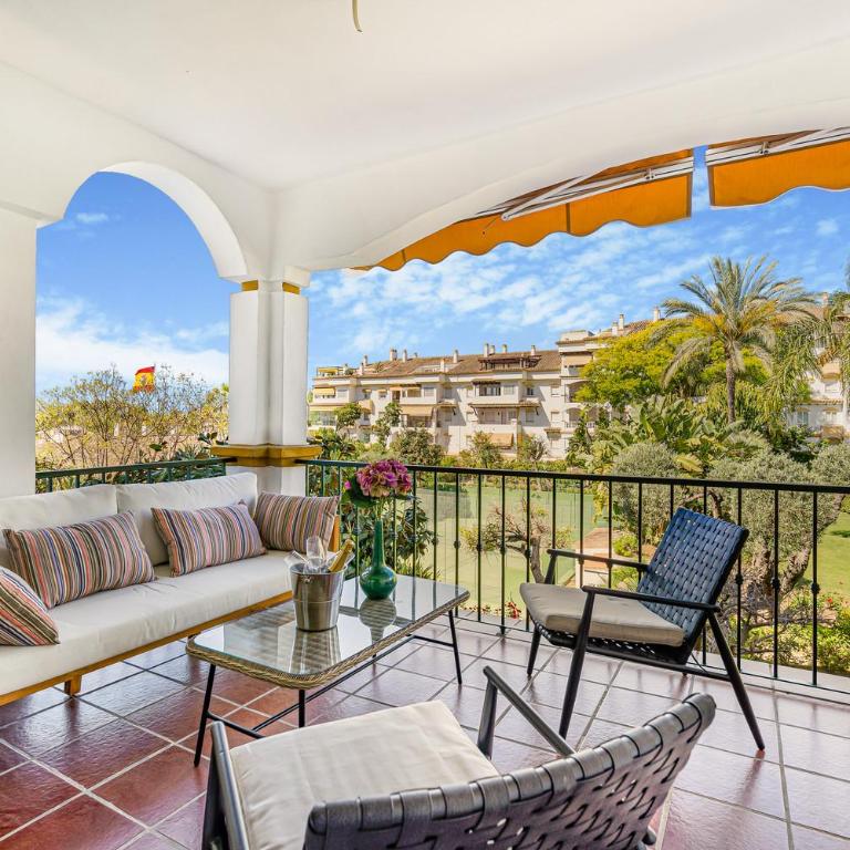 Hacienda de los Nagüeles - Marbella Golden Mile by Finest Rentals - Apartment with Pool View - 7