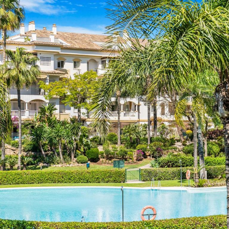 Hacienda de los Nagüeles - Marbella Golden Mile by Finest Rentals - Apartment with Pool View - 38