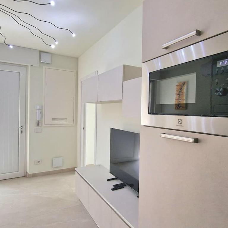 Soleil Apartment - Front Lake - Appartamento con 2 Camere da Letto - 36