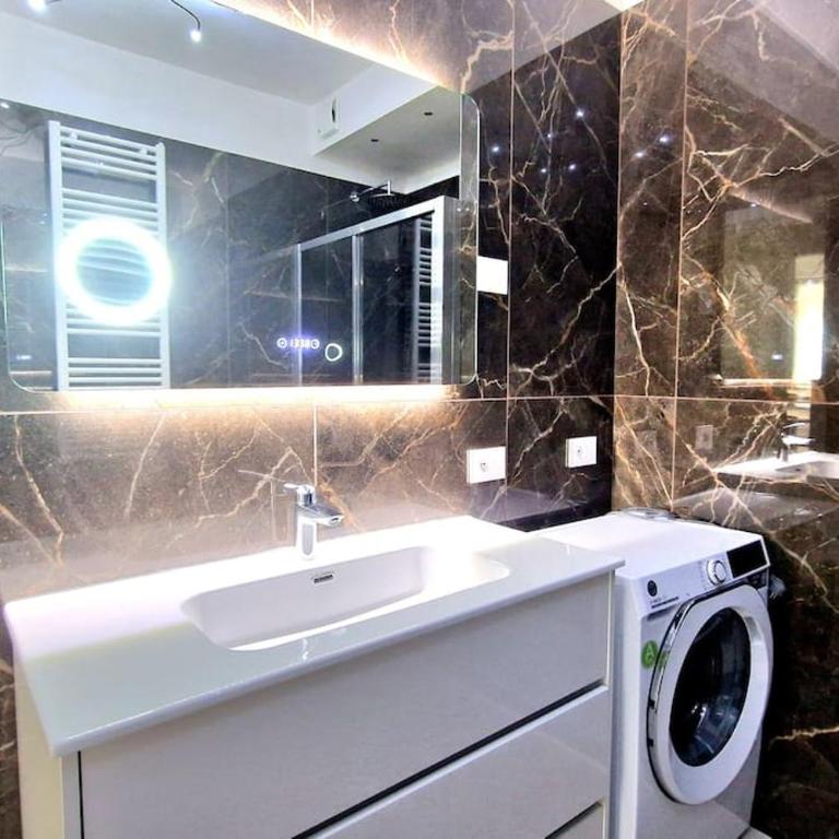 Soleil Apartment - Front Lake - Appartamento con 2 Camere da Letto - 24