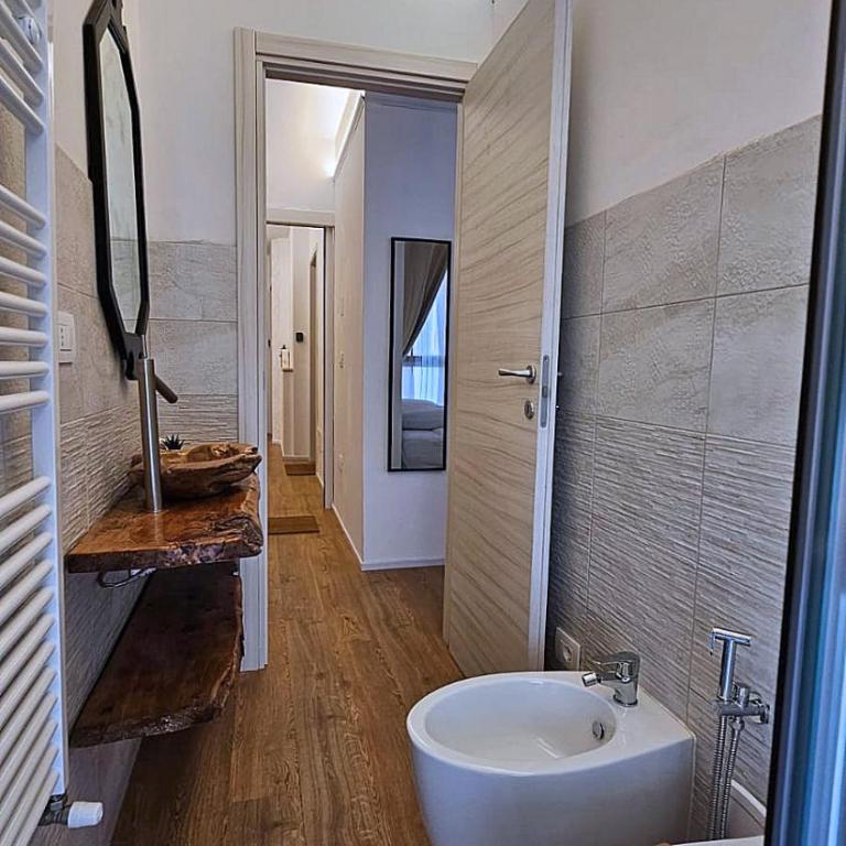 La Ca' Saffi Affittaly Rooms - Deluxe Room - 7