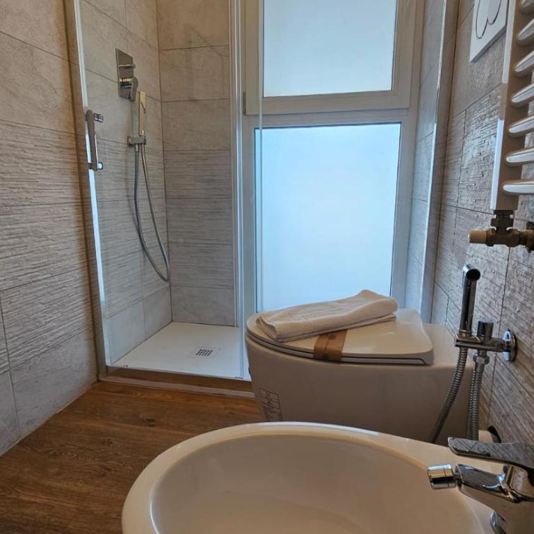La Ca' Saffi Affittaly Rooms - Deluxe Room - 3