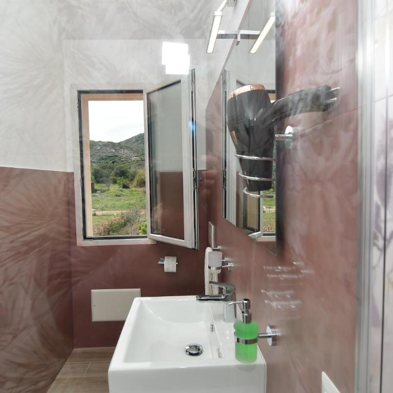 Le Spiagge di San Teo - Camera Matrimoniale/Doppia con Letti Singoli con Bagno Privato - 37