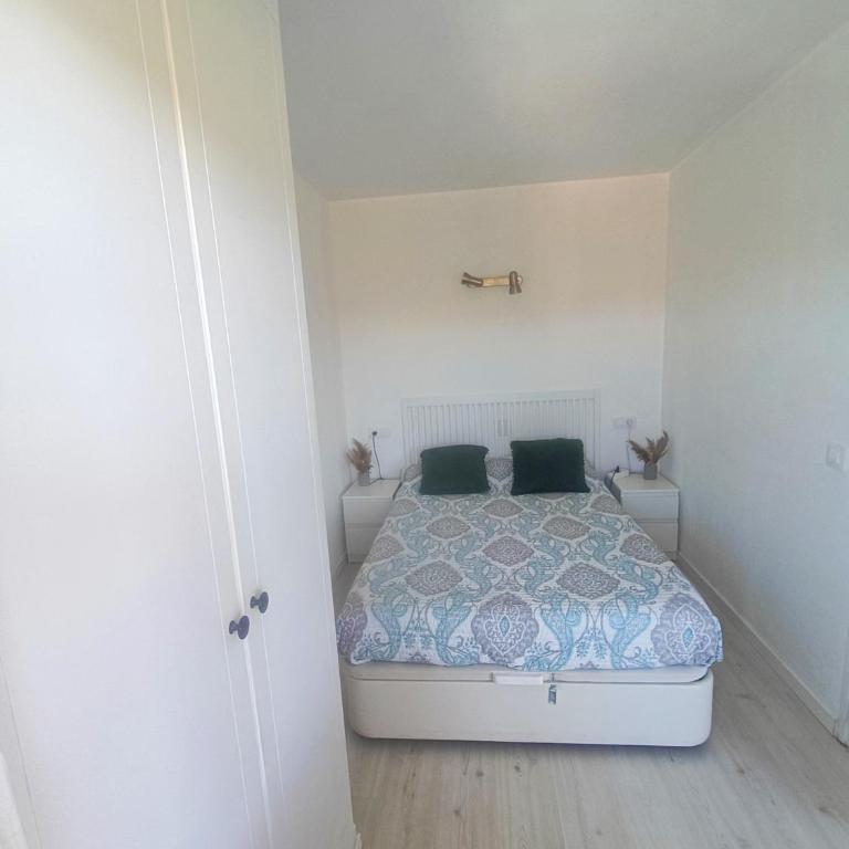 Cozy apartment with pool close to beach & nature - One-Bedroom Apartment - 14