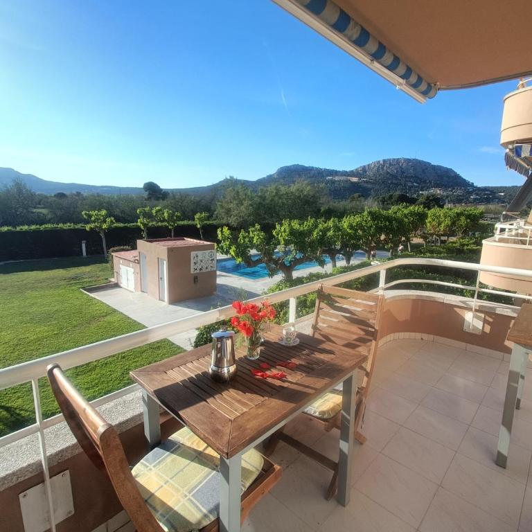 Cozy apartment with pool close to beach & nature - One-Bedroom Apartment - 4