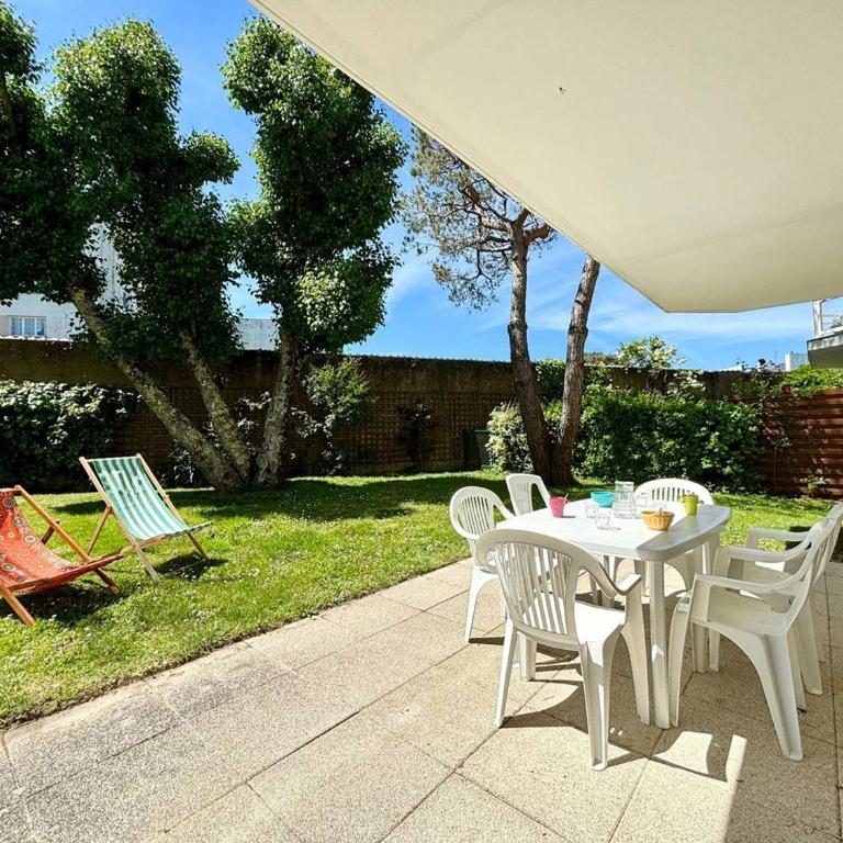 Carnac: 3 pièces, Jardin, Terrasse, Parking, 4-6 pers - FR-1-377-5 - Appartement (6 Adultes) - 1