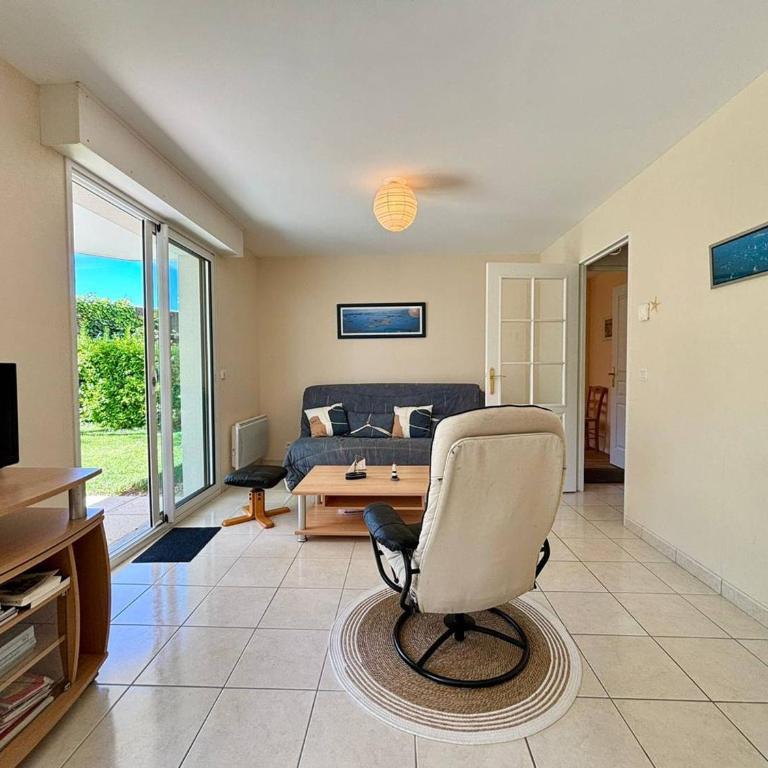 Carnac: 3 pièces, Jardin, Terrasse, Parking, 4-6 pers - FR-1-377-5 - Appartement (6 Adultes) - 7
