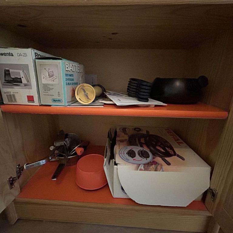 Studio avec coin montagne - 4 pers, à 100m des télécabines, piscine, parking, casier à ski - Appartement 1 Chambre - 18