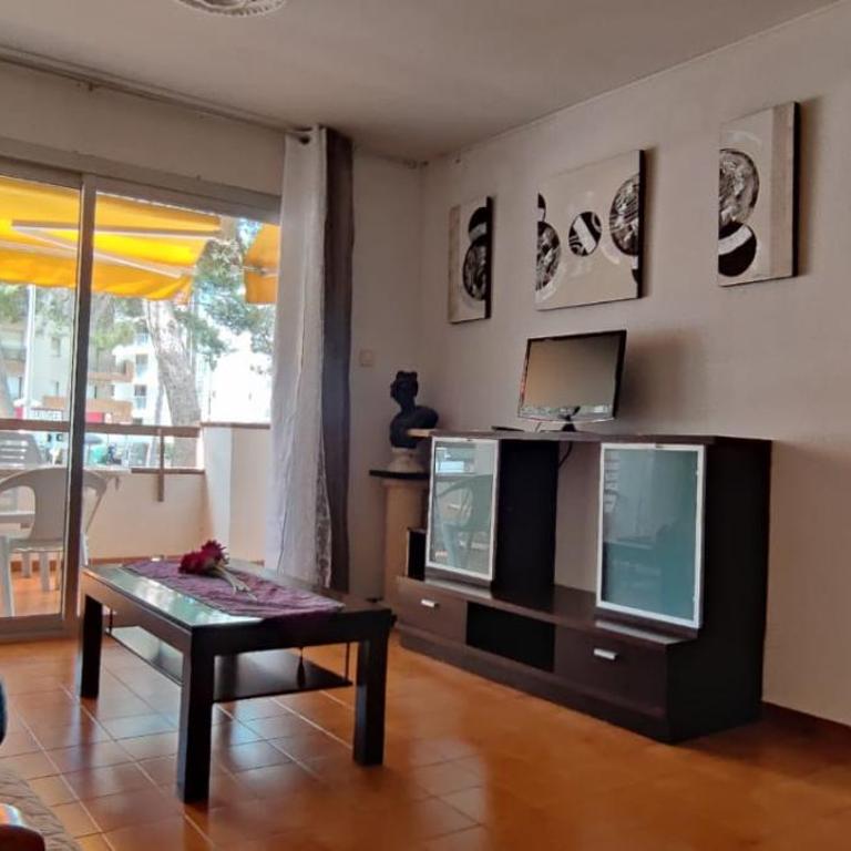 LLUM SALOU APARTMENT - Two-Bedroom Apartment - 7