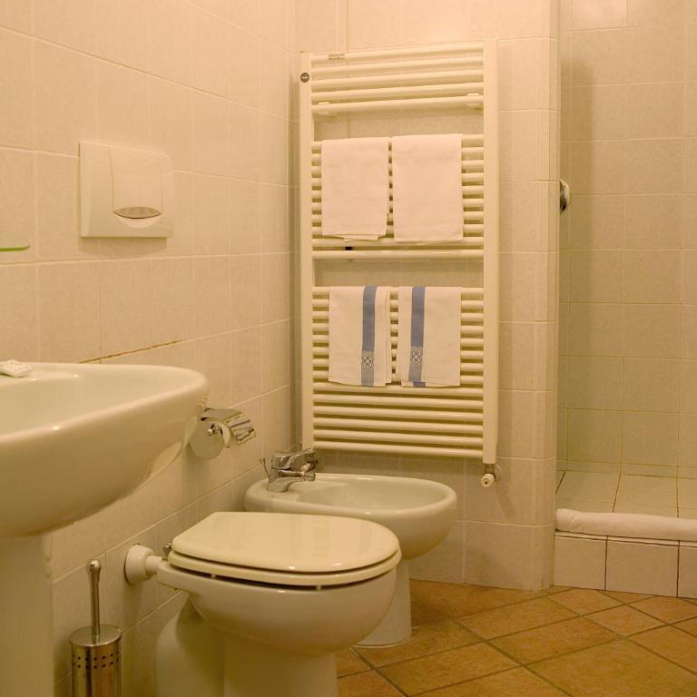 Albergo Milano - Appartamento con 2 Camere da Letto - Dependance - 4