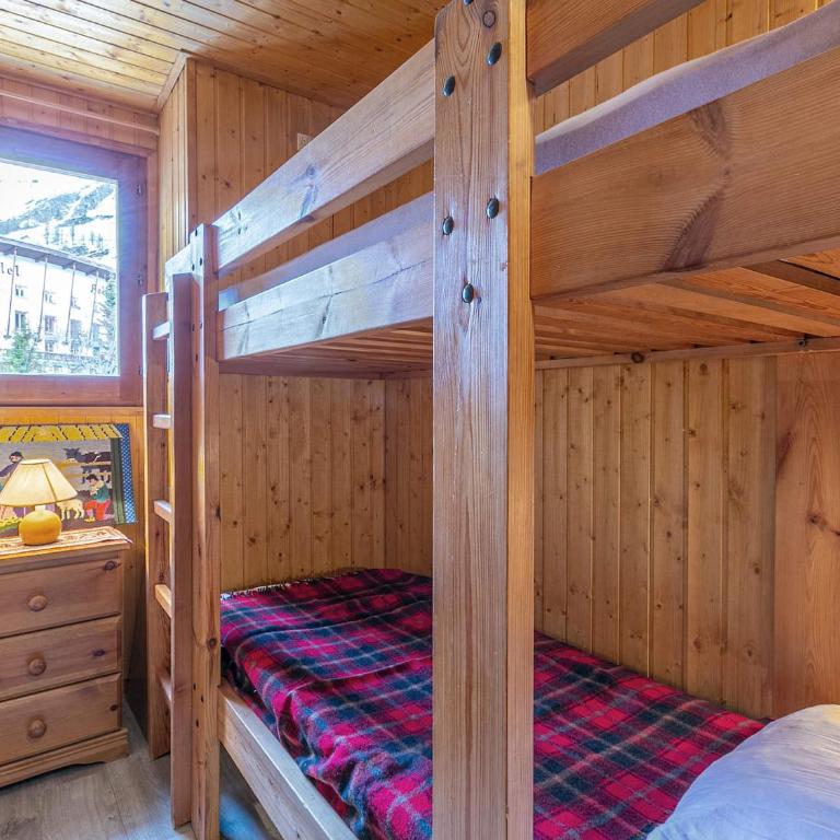 Appartement Chaleureux avec Parking et Accès Facile aux Pistes à Val-d'Isère - FR-1-694-233 - Appartement - 13
