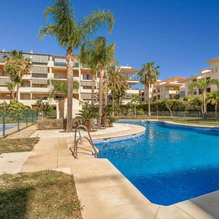 Nice Apartment In Las Lagunas De Mijas - Apartamento de 3 dormitorios - 3