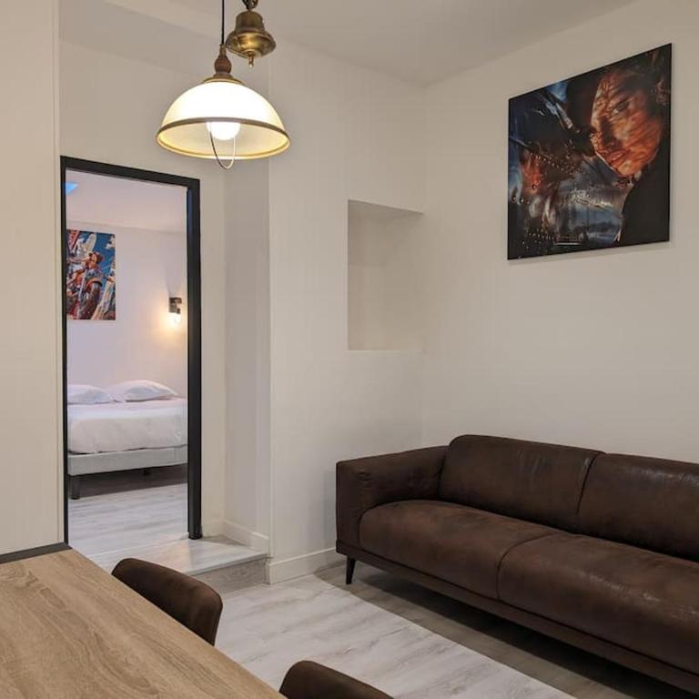 MYD - T3 Industrial Spirit - Two-Bedroom Apartment - 8