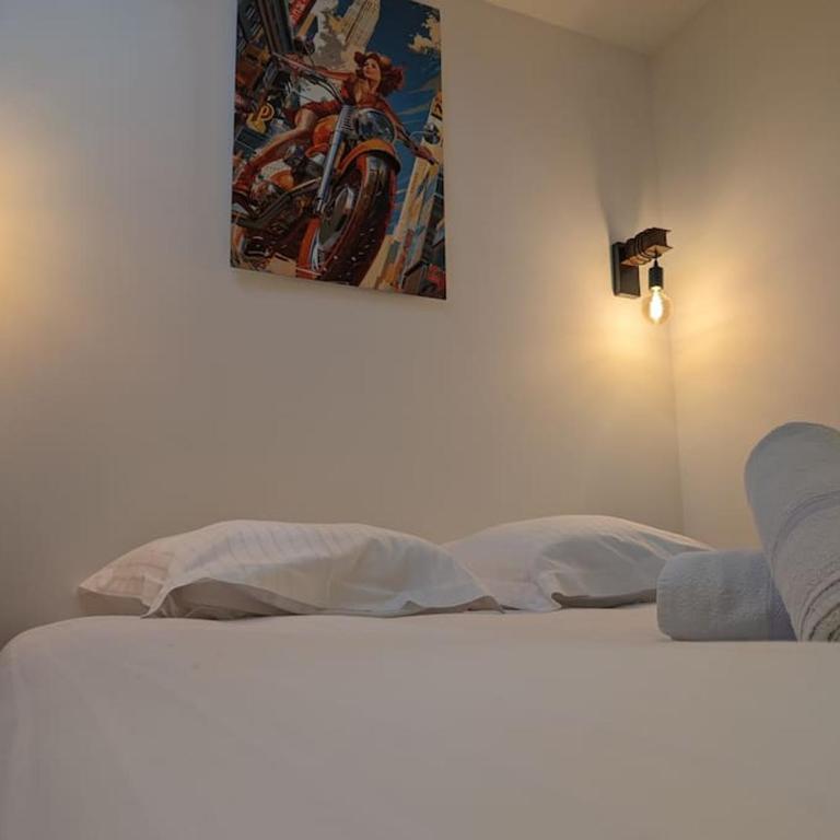 MYD - T3 Industrial Spirit - Two-Bedroom Apartment - 10