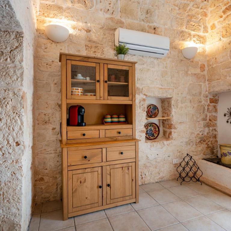 GuestHost - Poetry House - Idyllic Country Villa Retreat - One-Bedroom Villa - 16