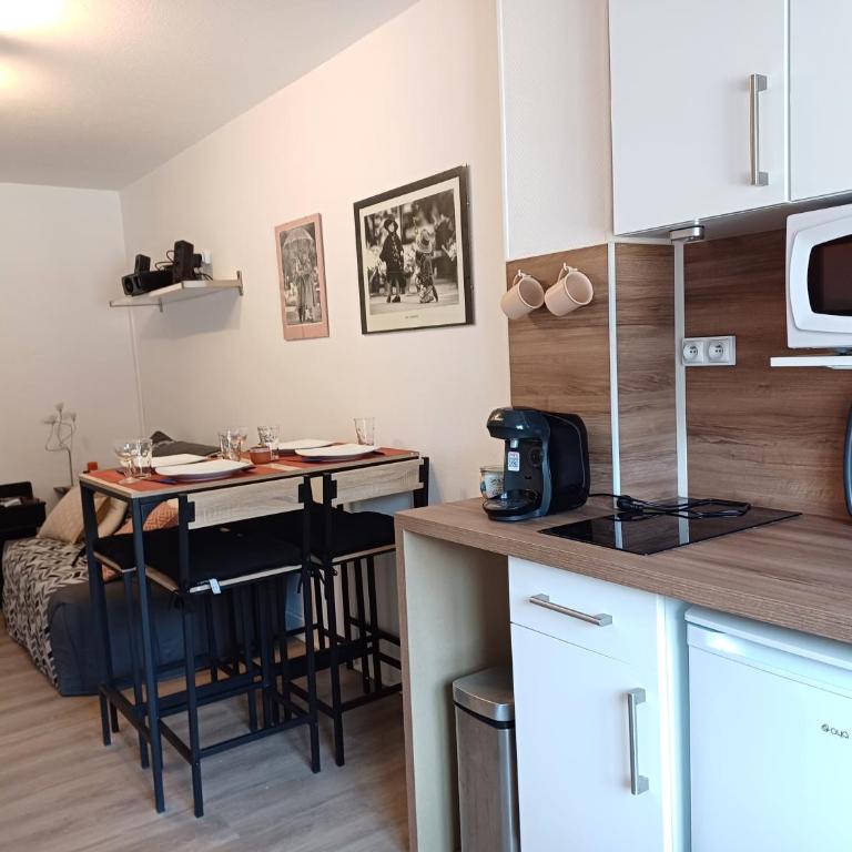 Jacobin-centre ville-paisible-2 couchages - One-Bedroom Apartment - 6