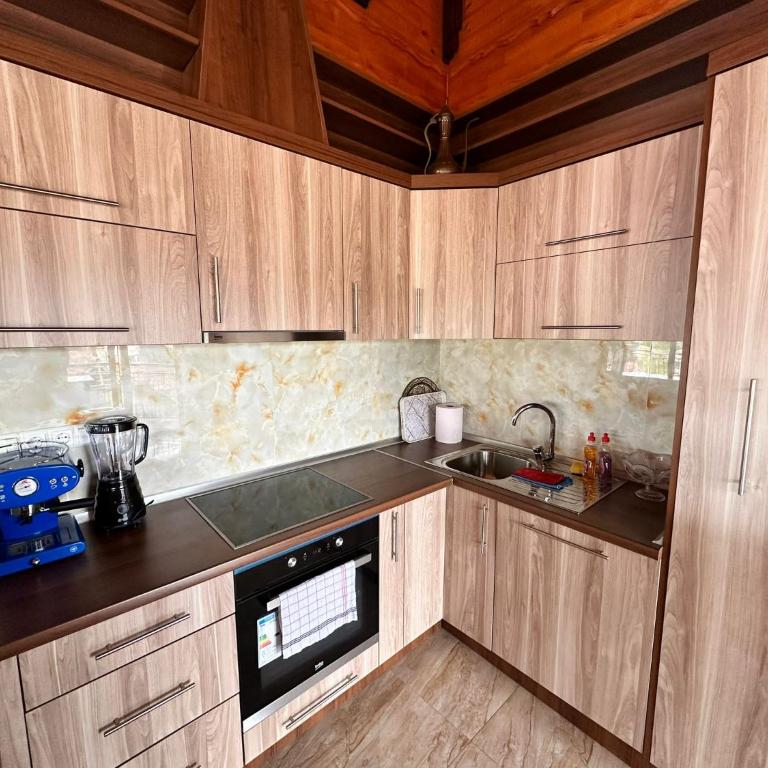 Lux Villa Emina - Penthouse Apartment - 39