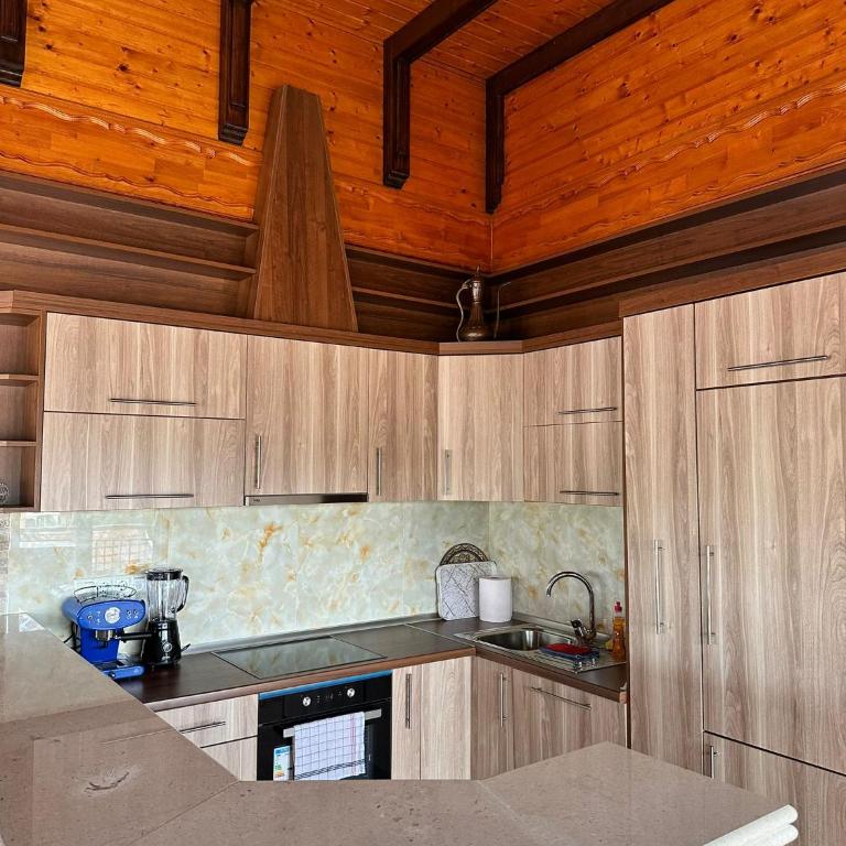 Lux Villa Emina - Penthouse Apartment - 38