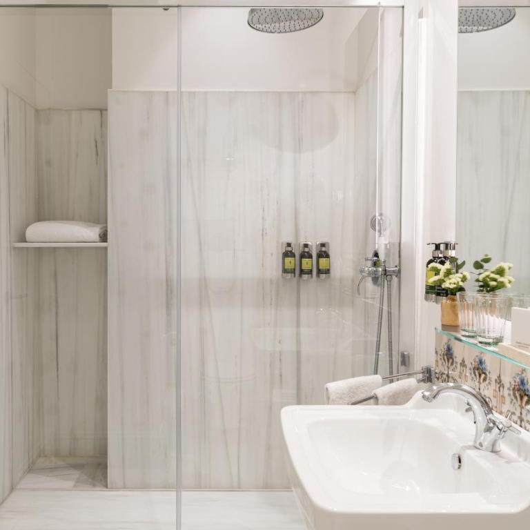 Hotel Tayko Sevilla - Small Double Room - 3