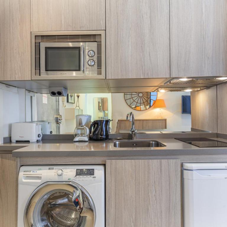 Apartamento Las Cortes II en Madrid - One-Bedroom Apartment - 7
