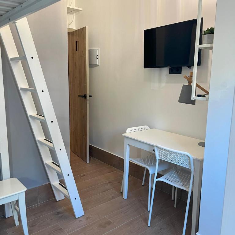 GARDEN HOUSE Madrid - Double Room - 5