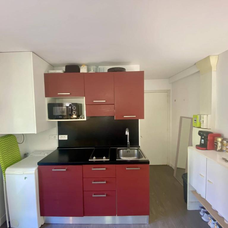 Nice ouest-Cosy Studio, Clim Wifi - Apartamento con vistas al jardín - 3