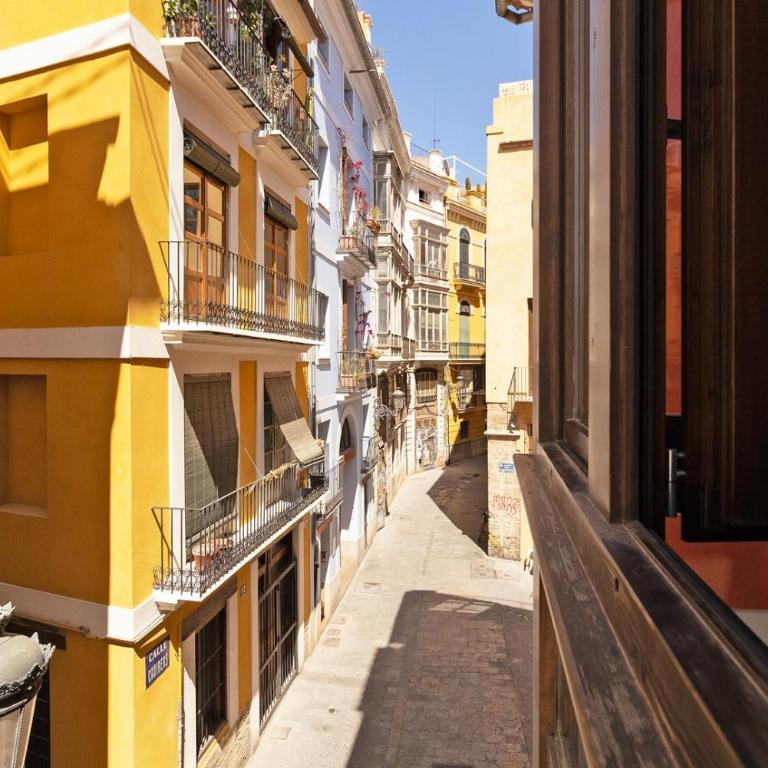 GuestReady - A perfect stay in Ciutat Vella - Two-Bedroom Apartment - 12