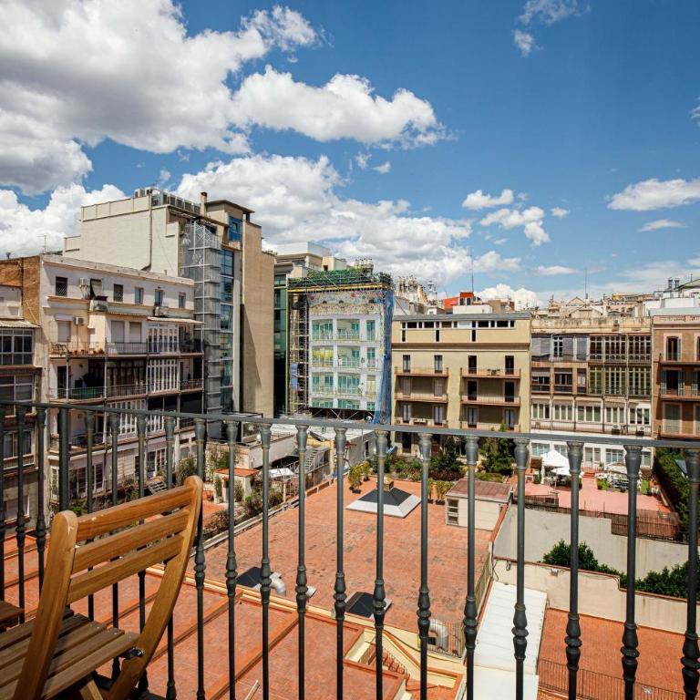 Stay U-nique Apartments Rambla Catalunya VI - Three-Bedroom Apartment with Balcony - 3