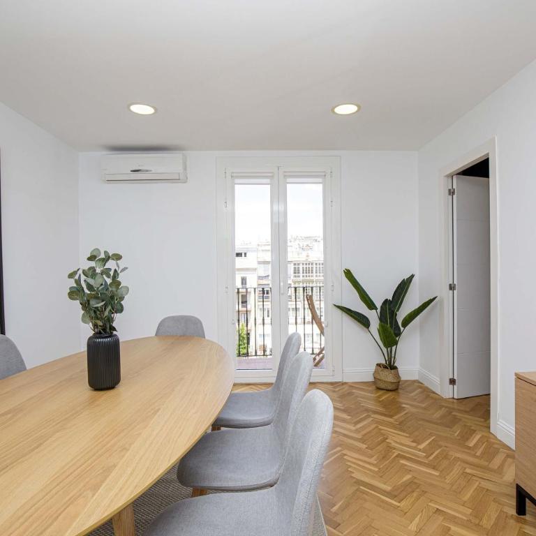 Stay U-nique Apartments Rambla Catalunya VI - Three-Bedroom Apartment with Balcony - 6