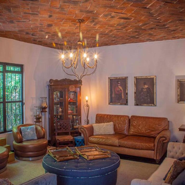 5Br House 4 Blocks away to the Parish 7 min walk - Five-Bedroom House - 23