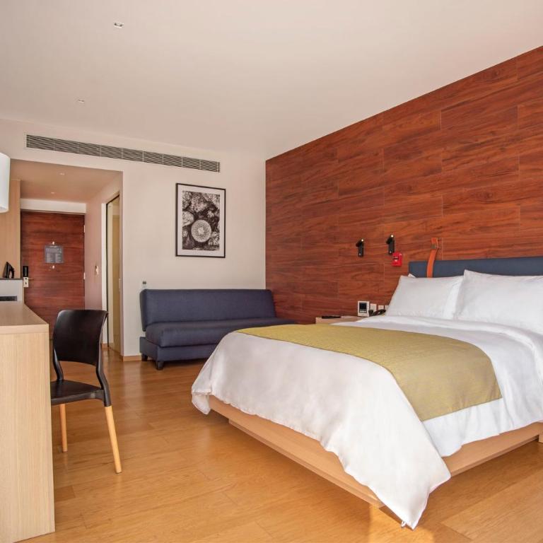 voco Guadalajara Neruda by IHG - Habitación adaptada para personas con movilidad reducida - Cama grande - Planta alta - 2