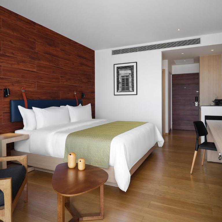 voco Guadalajara Neruda by IHG - Standard Room - 6