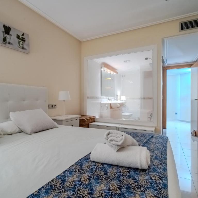 Vista Roses Mar - Cala d'Or - Three-Bedroom Apartment with sea view - 16
