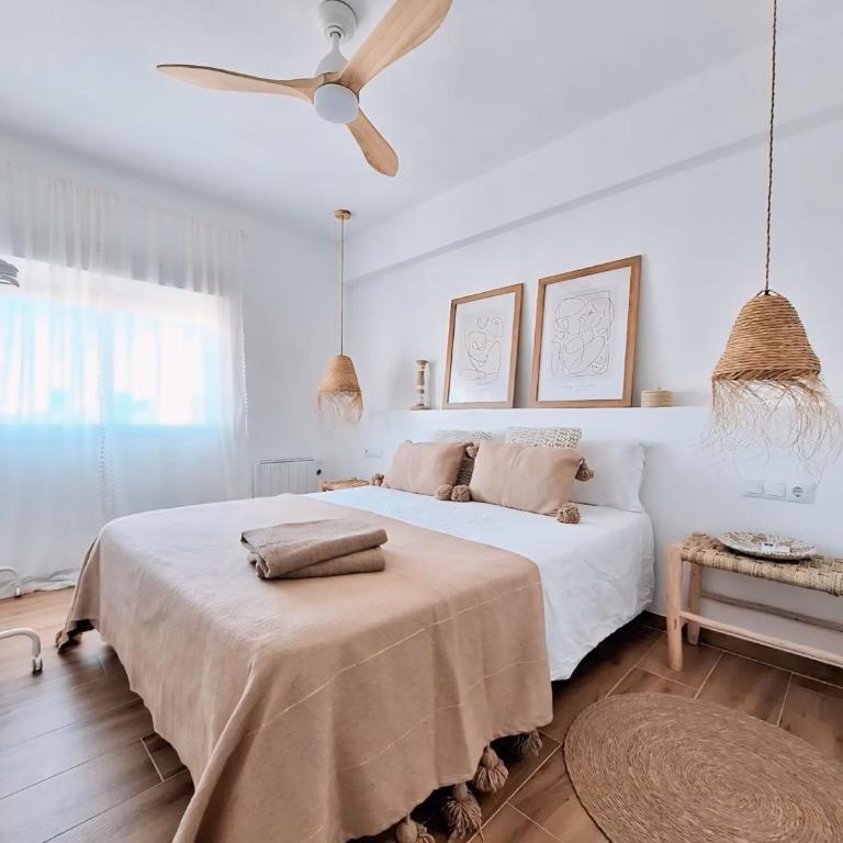 Apartamento Boho Chic a 200 m del Mar - Two-Bedroom Apartment - 1