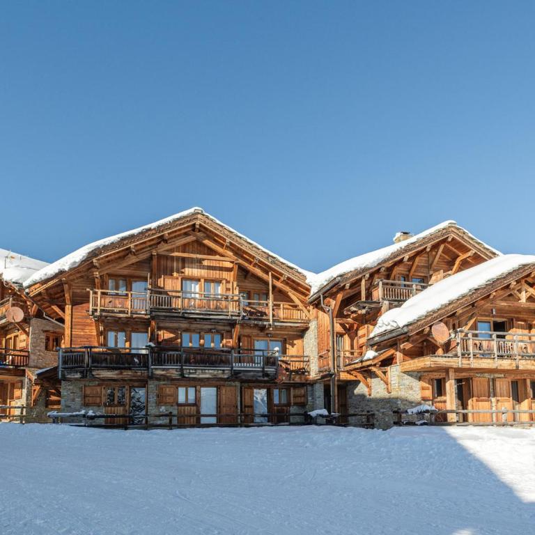 Chalet skis aux pieds avec jacuzzi et sauna - Chalet 3 Chambres - 13