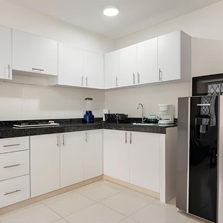 Amplios Apartamentos San Fernando Cerca a Centros Médicos - Apartamento de 1 dormitorio - 6