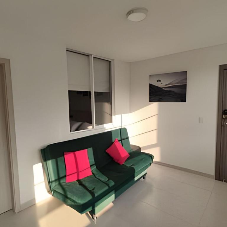 Amplios Apartamentos San Fernando Cerca a Centros Médicos - Apartamento Clásico - 10