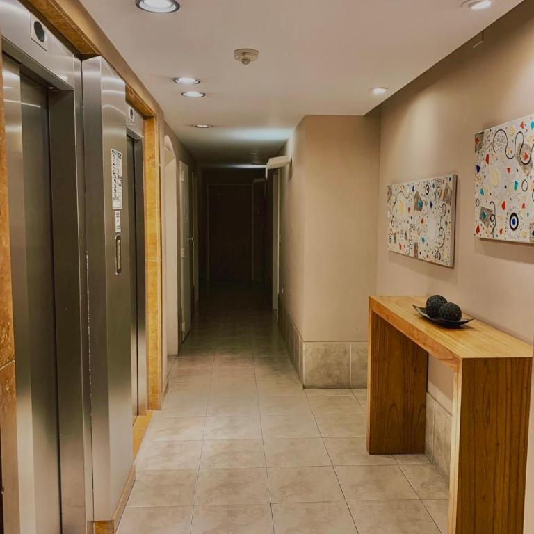 Amplio departamento en Puerto Madero - Apartamento de 3 dormitorios - 2