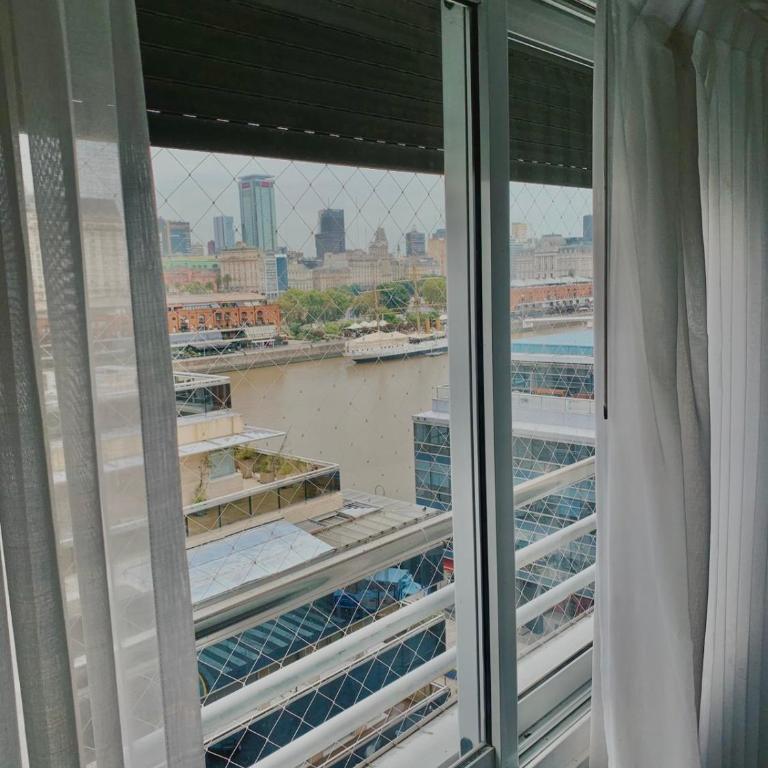 Amplio departamento en Puerto Madero - Apartamento de 3 dormitorios - 8
