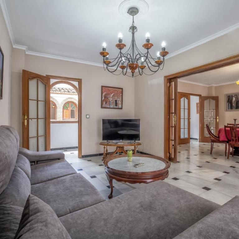 Casa con patio María Auxiliadora - Casa de 5 dormitorios - 27
