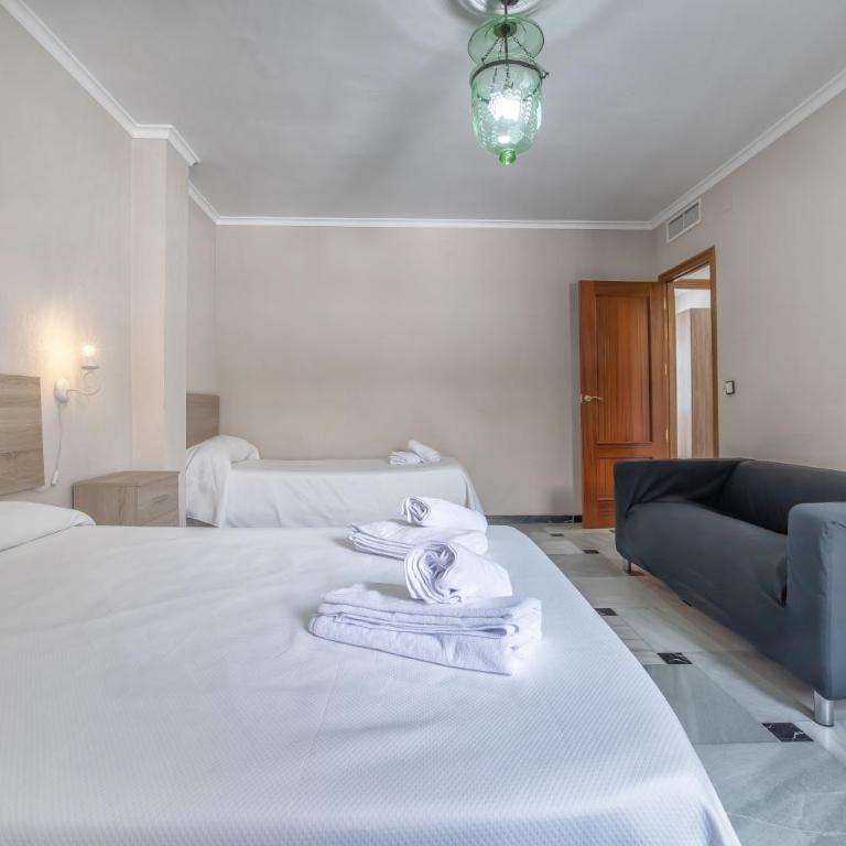 Casa con patio María Auxiliadora - Casa de 5 dormitorios - 45